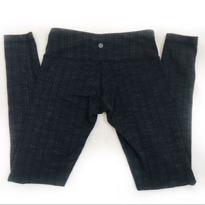 Lululemon full length workout pants 6 Gray plaid